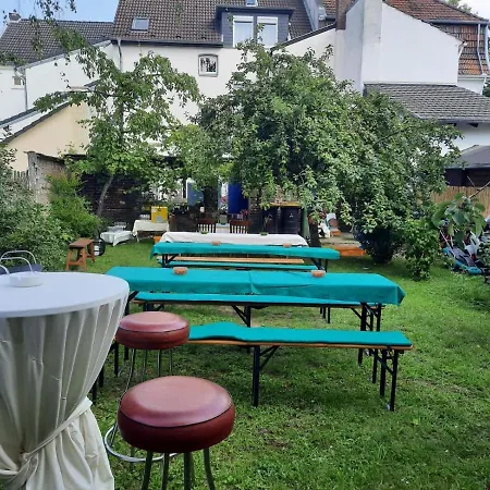 Privat bolig Wohnen Beim Uswatta Liyanage *